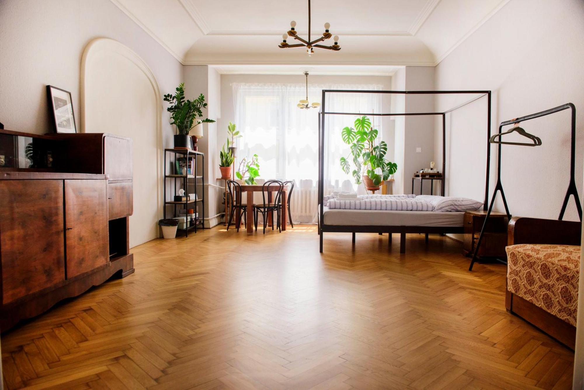 Apartment W Zgielku Miasta, U Nas Zaznasz 90 M2 Komfortowej Przestrzeni Mieszkania Fabrykanta Lodz (Lodz)