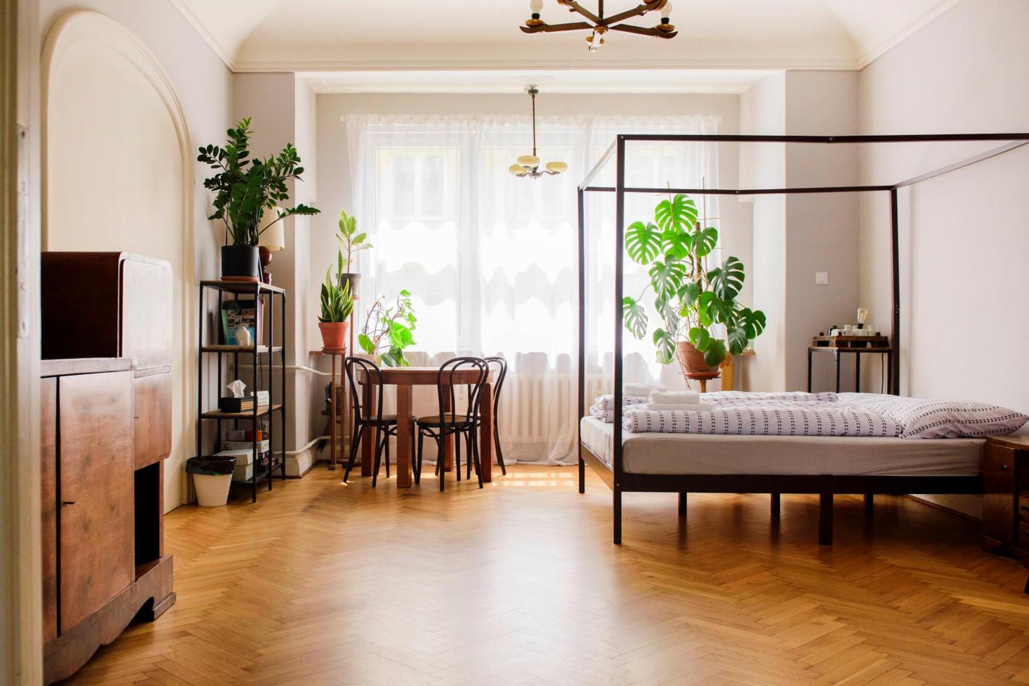 W Zgielku Miasta, U Nas Zaznasz 90 M2 Komfortowej Przestrzeni Mieszkania Fabrykanta Apartment