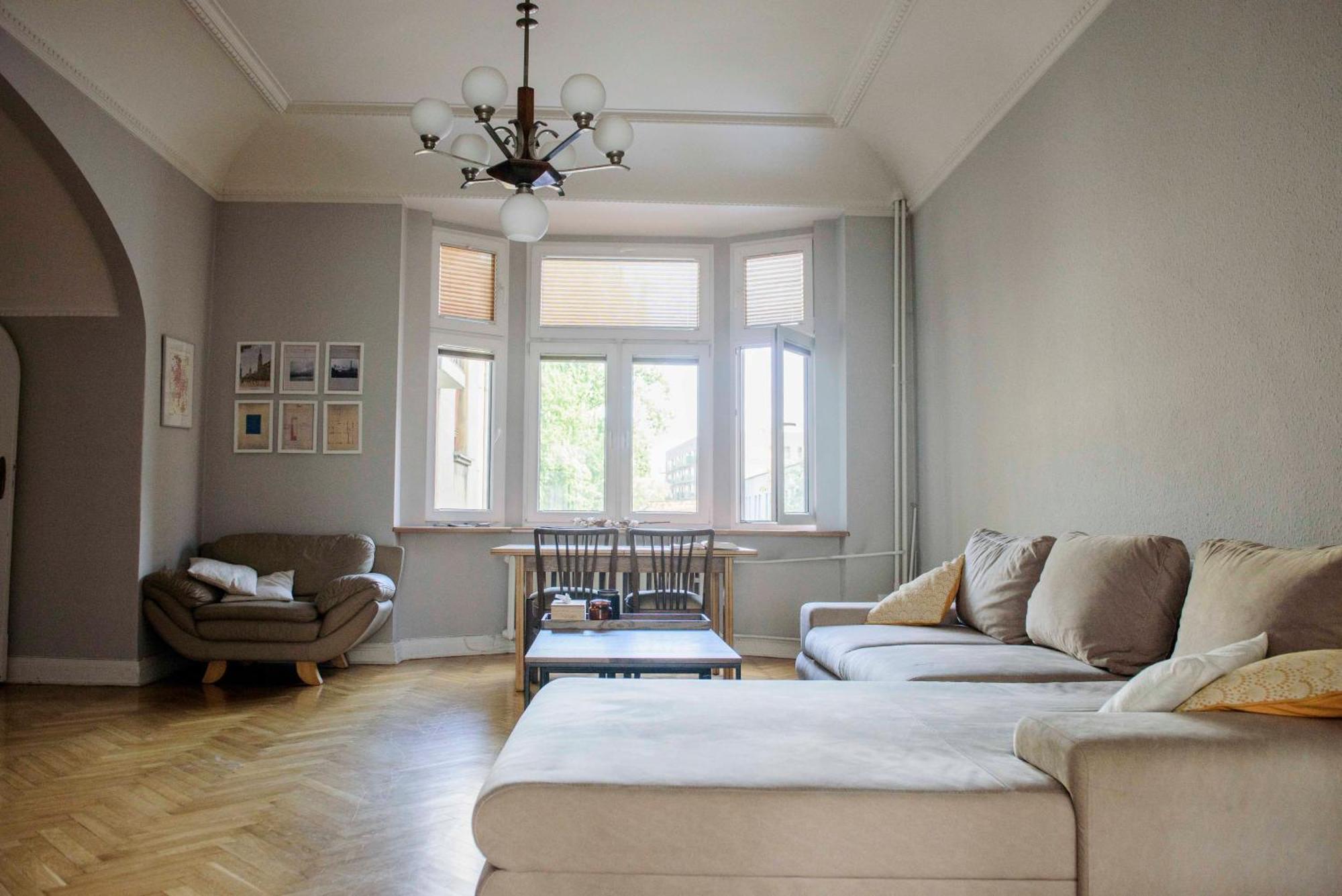 W Zgielku Miasta, U Nas Zaznasz 90 M2 Komfortowej Przestrzeni Mieszkania Fabrykanta Apartment *